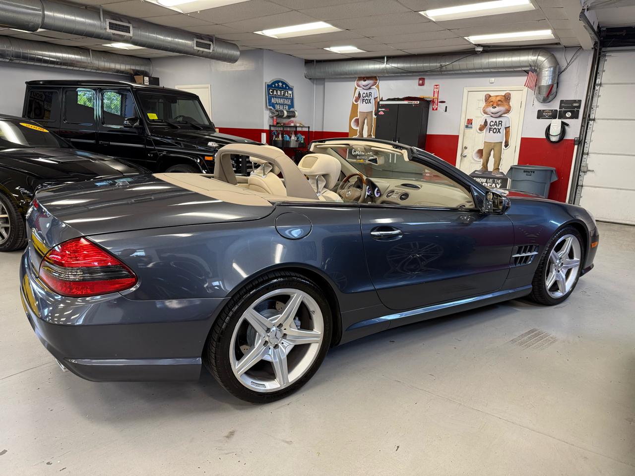 Mercedes-Benz SL-Class SL550 2009