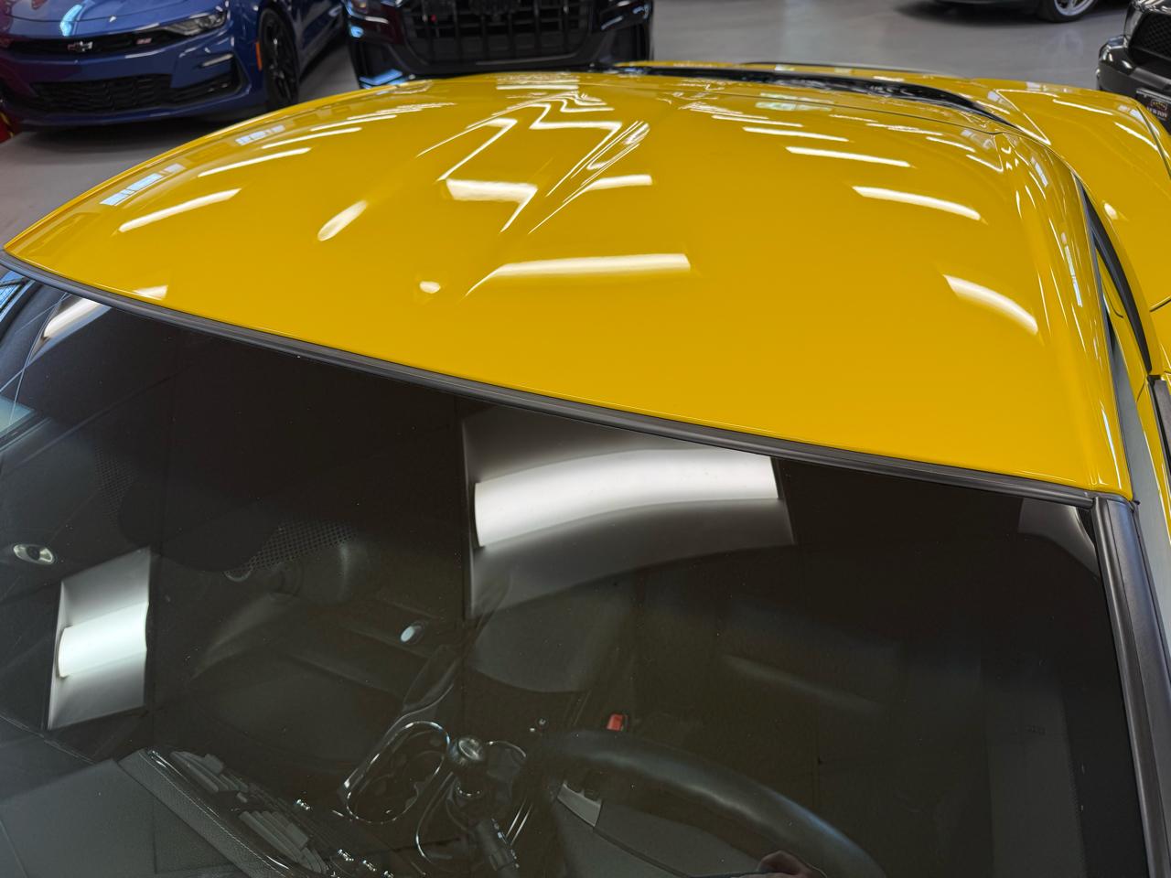 Chevrolet Corvette Standard Coupe 1LT 2011