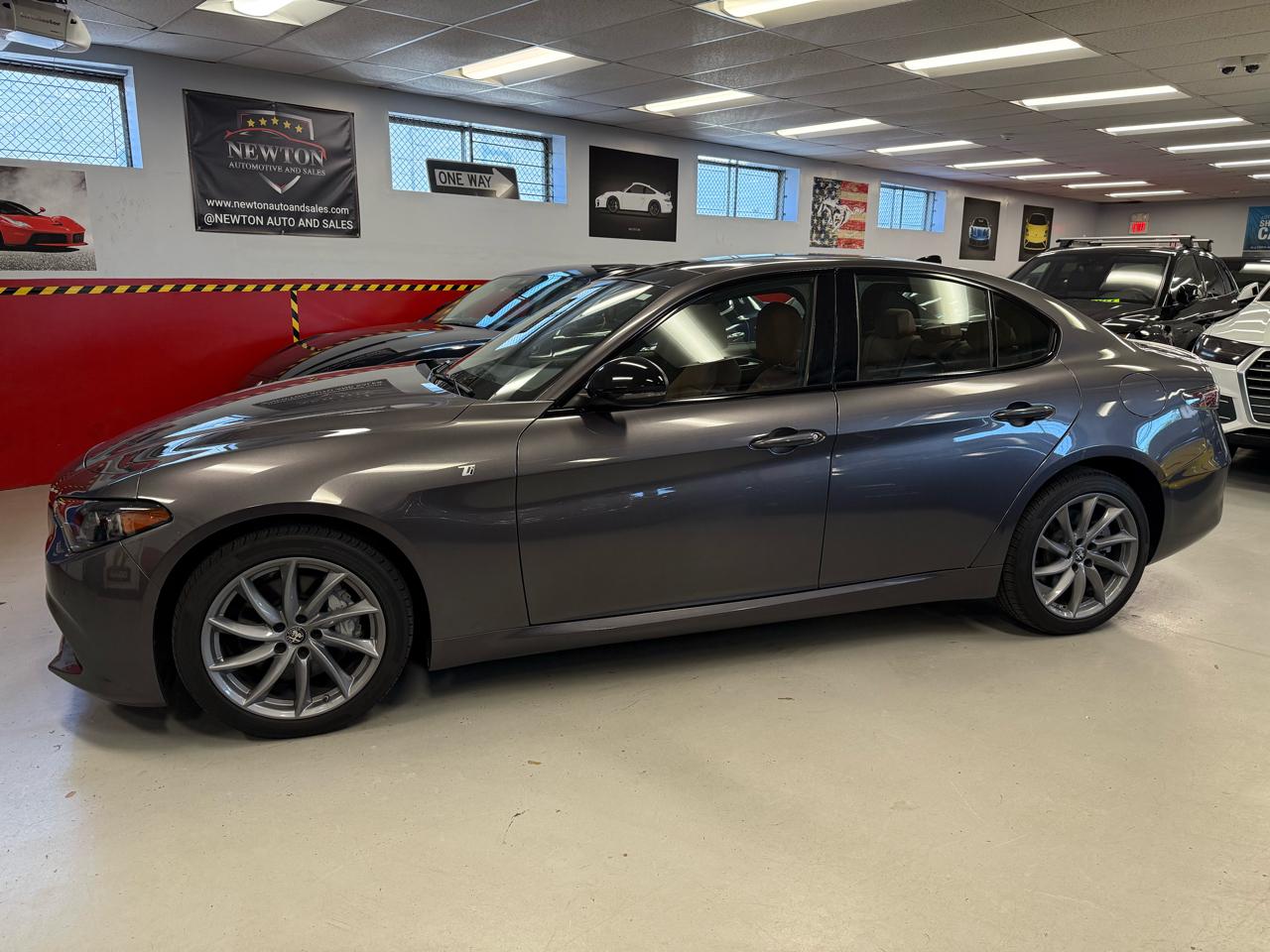 Alfa Romeo Giulia Ti AWD 2024