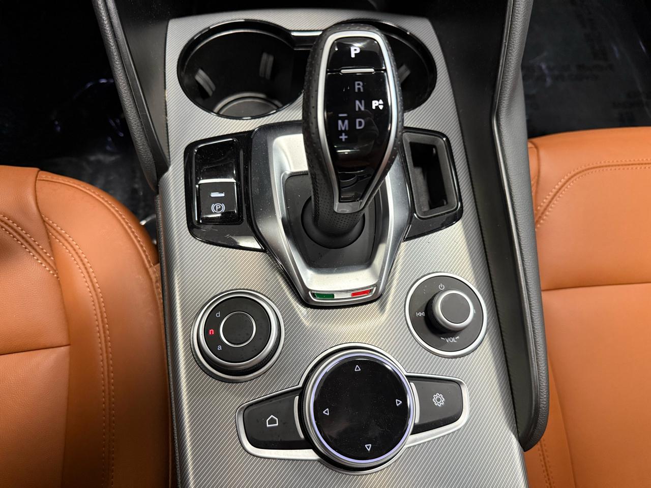 Alfa Romeo Giulia Ti AWD 2024