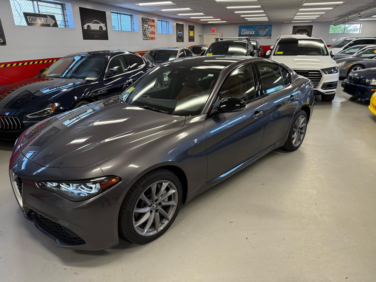 Alfa Romeo Giulia Ti AWD 2024