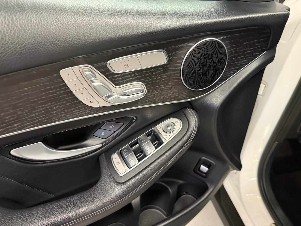 Mercedes-Benz GLC-Class GLC300 4MATIC 2022