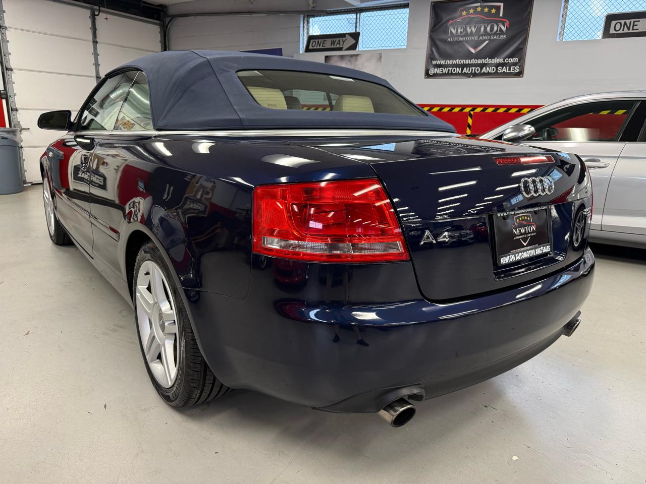 Audi A4 2.0T Cabriolet quattro with Tiptronic 2007