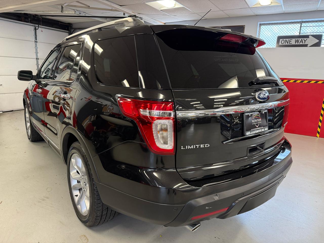 Ford Explorer Limited FWD 2015