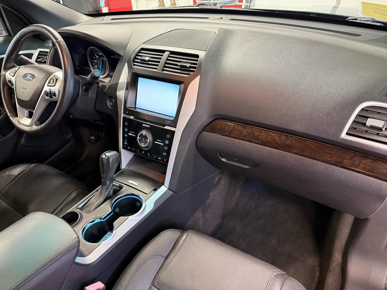 Ford Explorer Limited FWD 2015