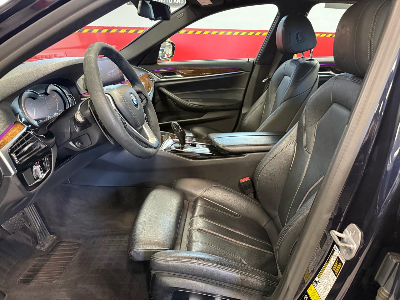 BMW 5-Series 540i xDrive 2019