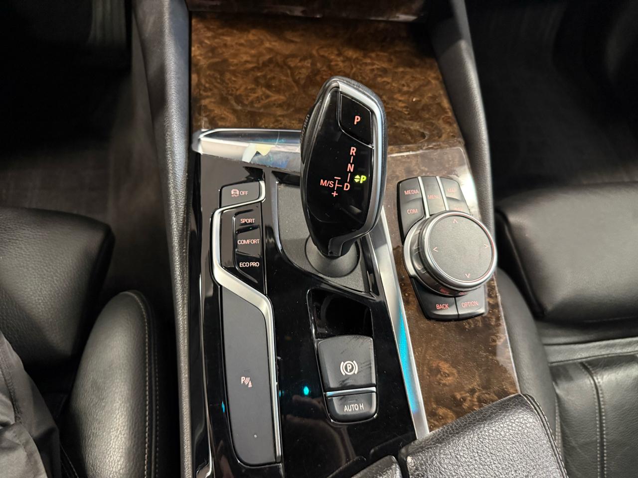 BMW 5-Series 540i xDrive 2019