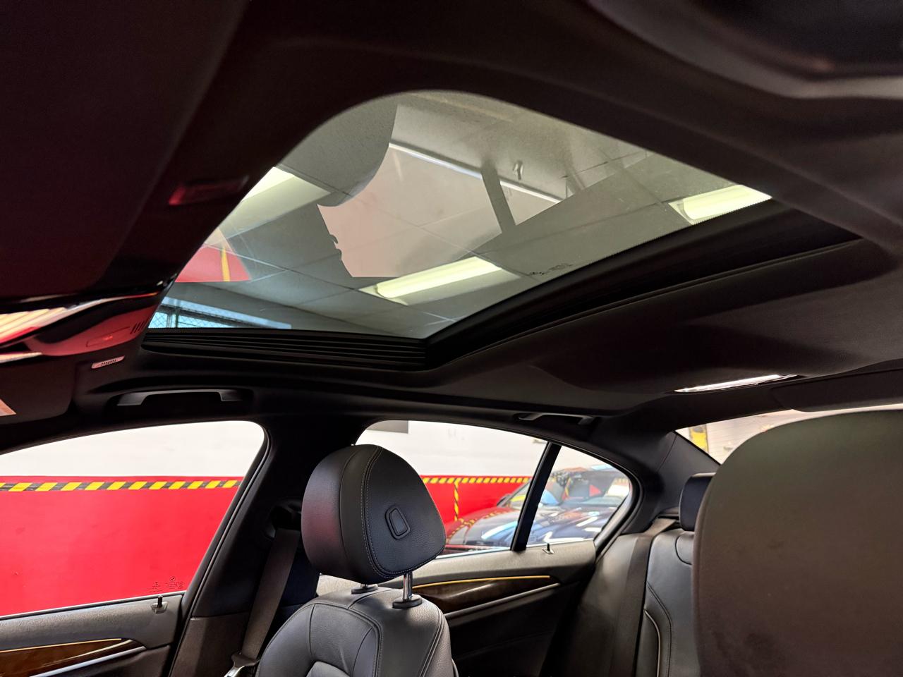 BMW 5-Series 540i xDrive 2019