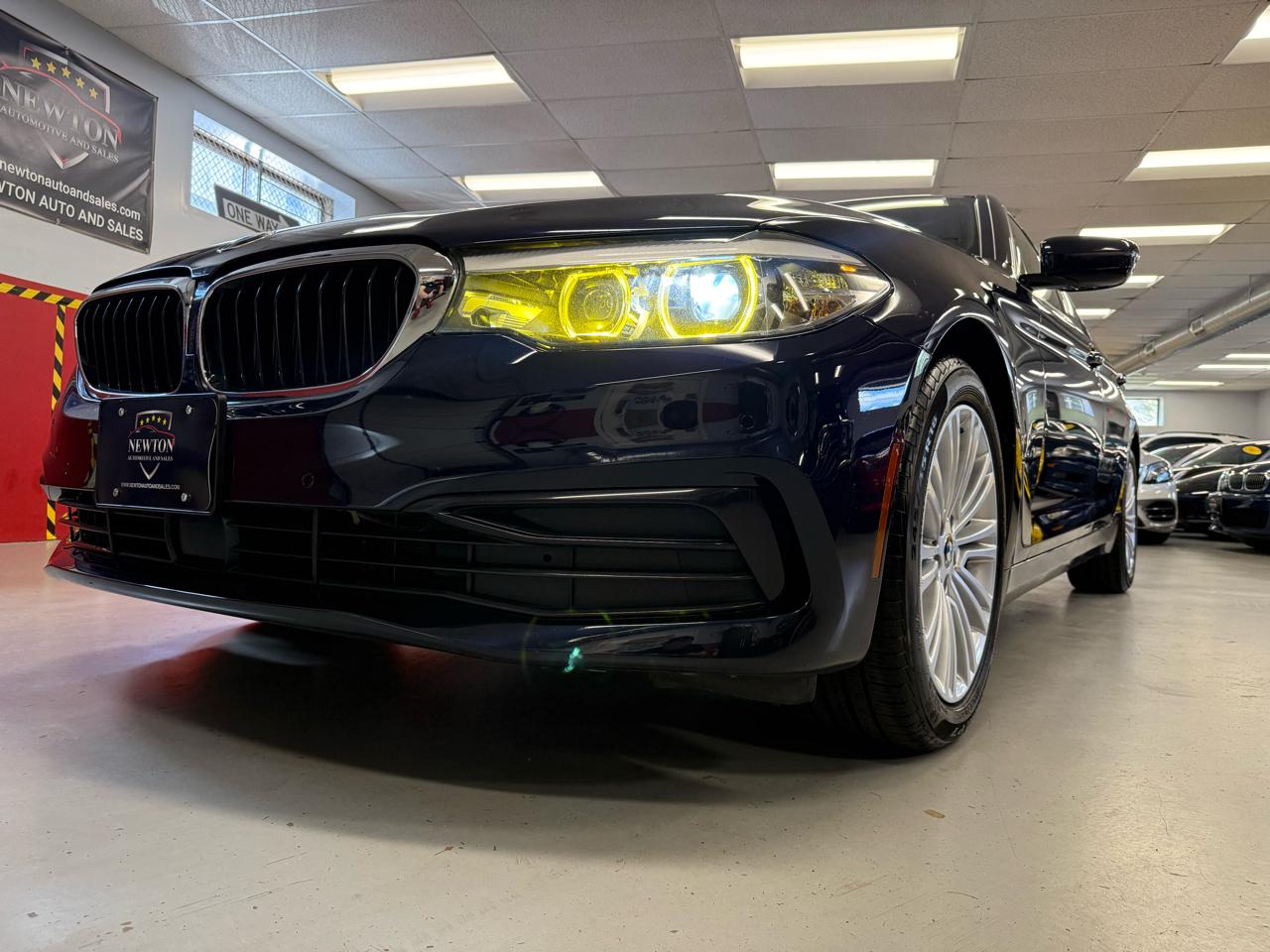 BMW 5-Series 540i xDrive 2019