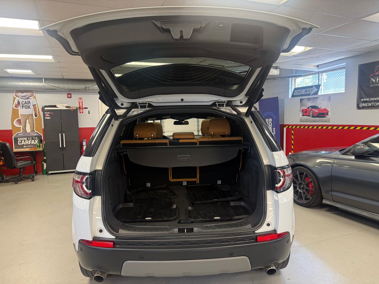 Land Rover Discovery Sport HSE LUX 237HP 2018