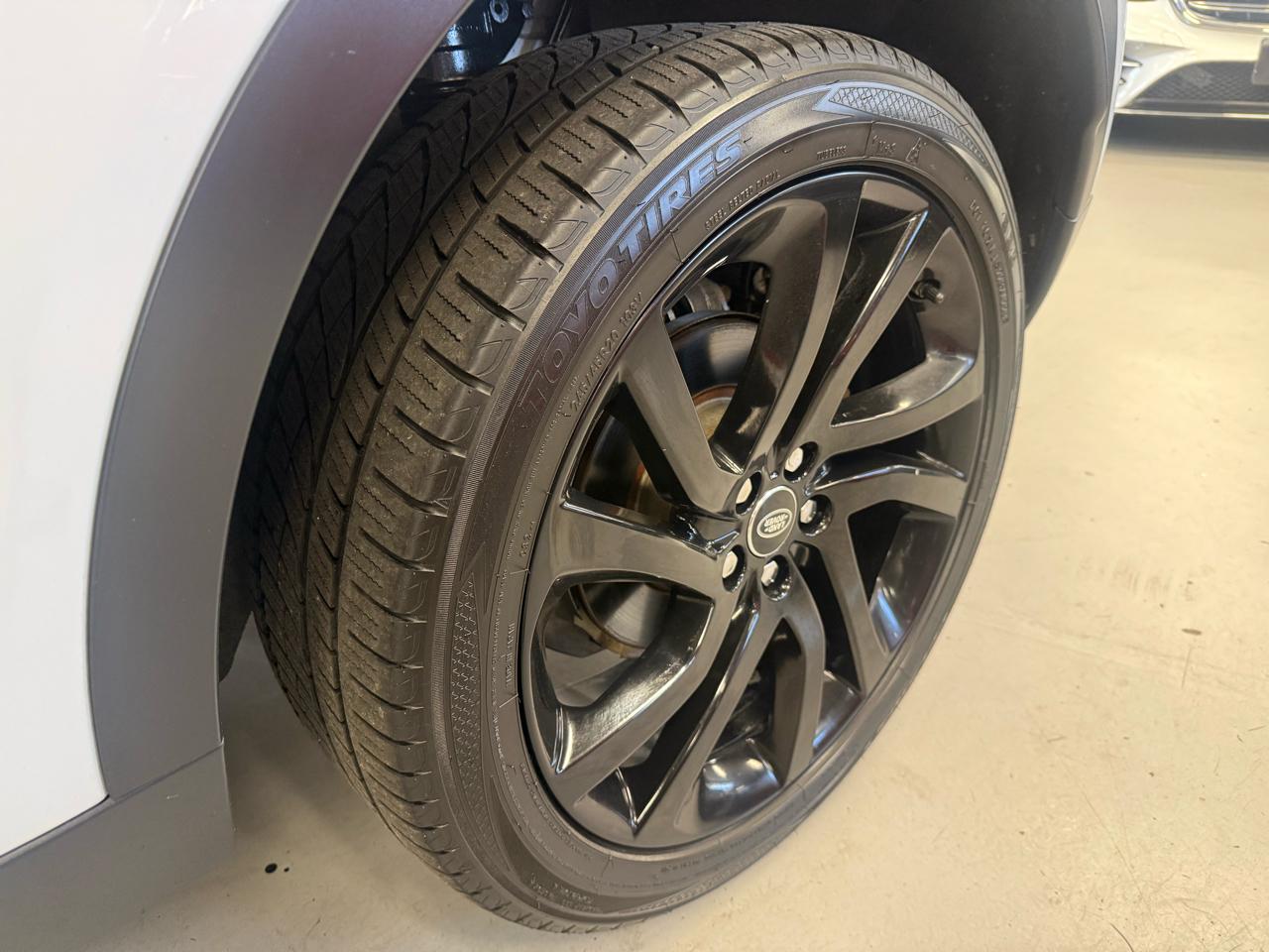 Land Rover Discovery Sport HSE LUX 237HP 2018
