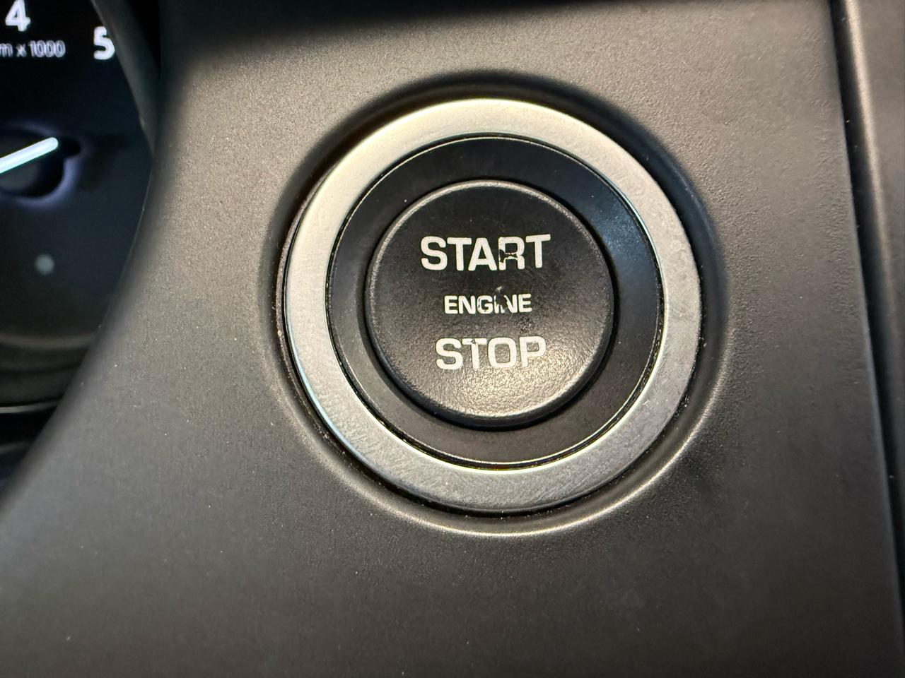 Land Rover Discovery Sport HSE LUX 237HP 2018
