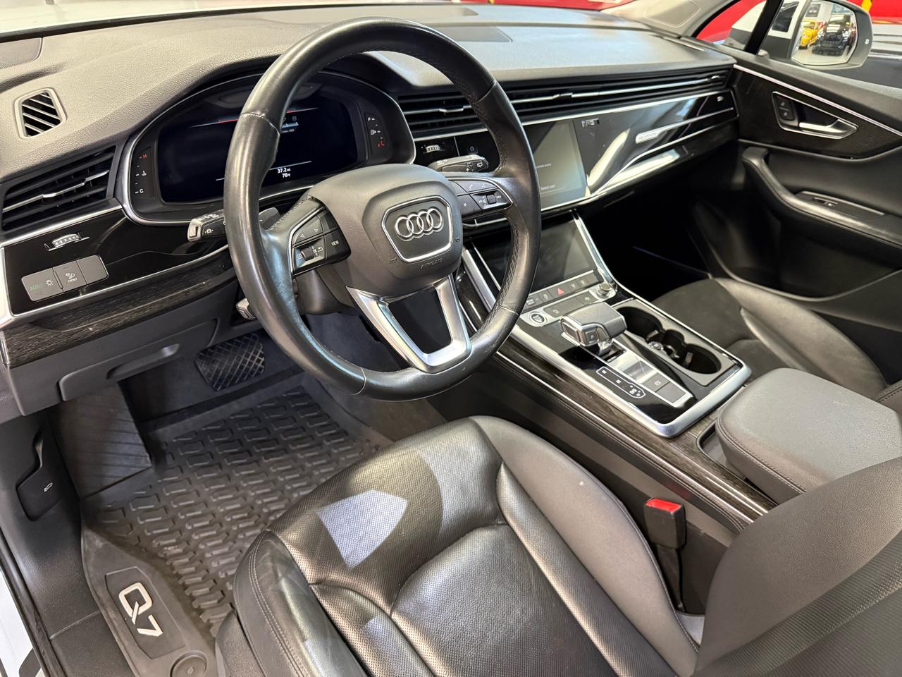Audi Q7 Premium Plus 55 TFSI quattro 2022
