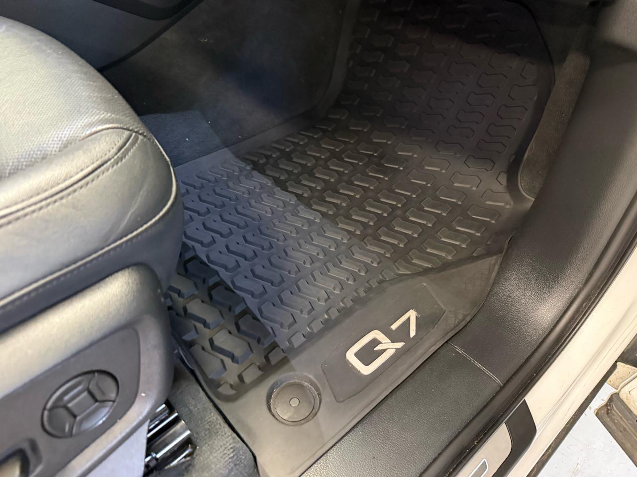 Audi Q7 Premium Plus 55 TFSI quattro 2022