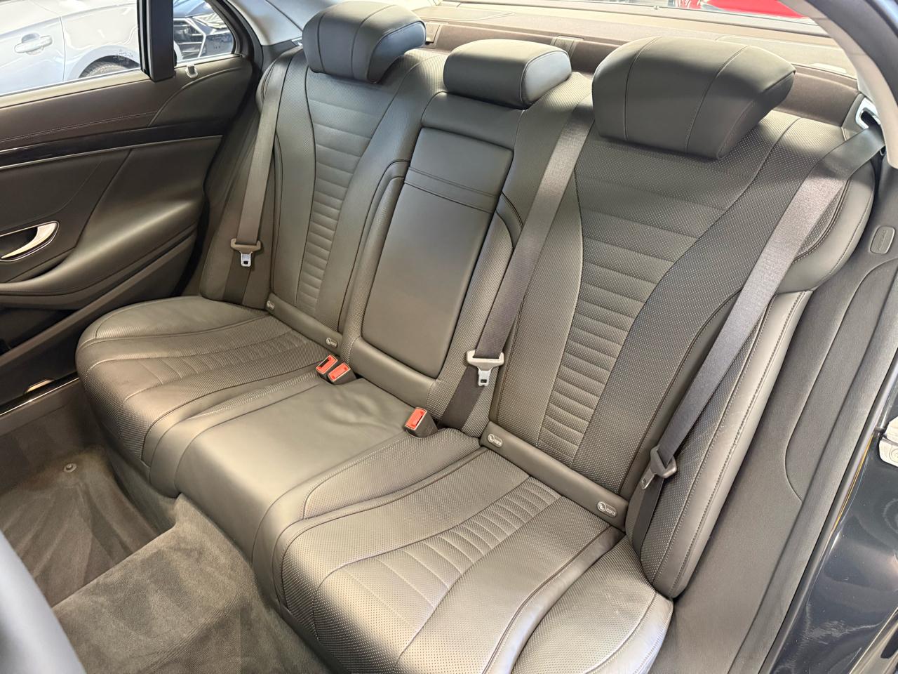 Mercedes-Benz S-Class S560 4MATIC 2019