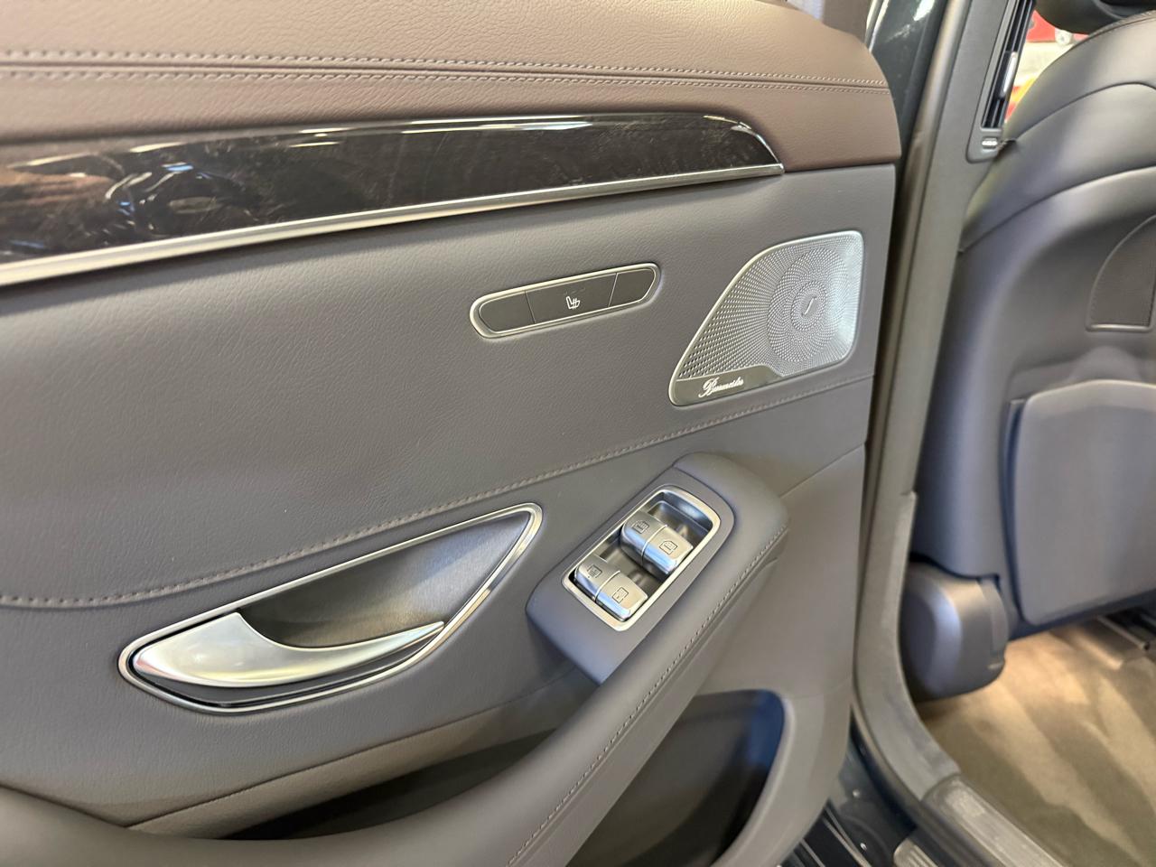 Mercedes-Benz S-Class S560 4MATIC 2019