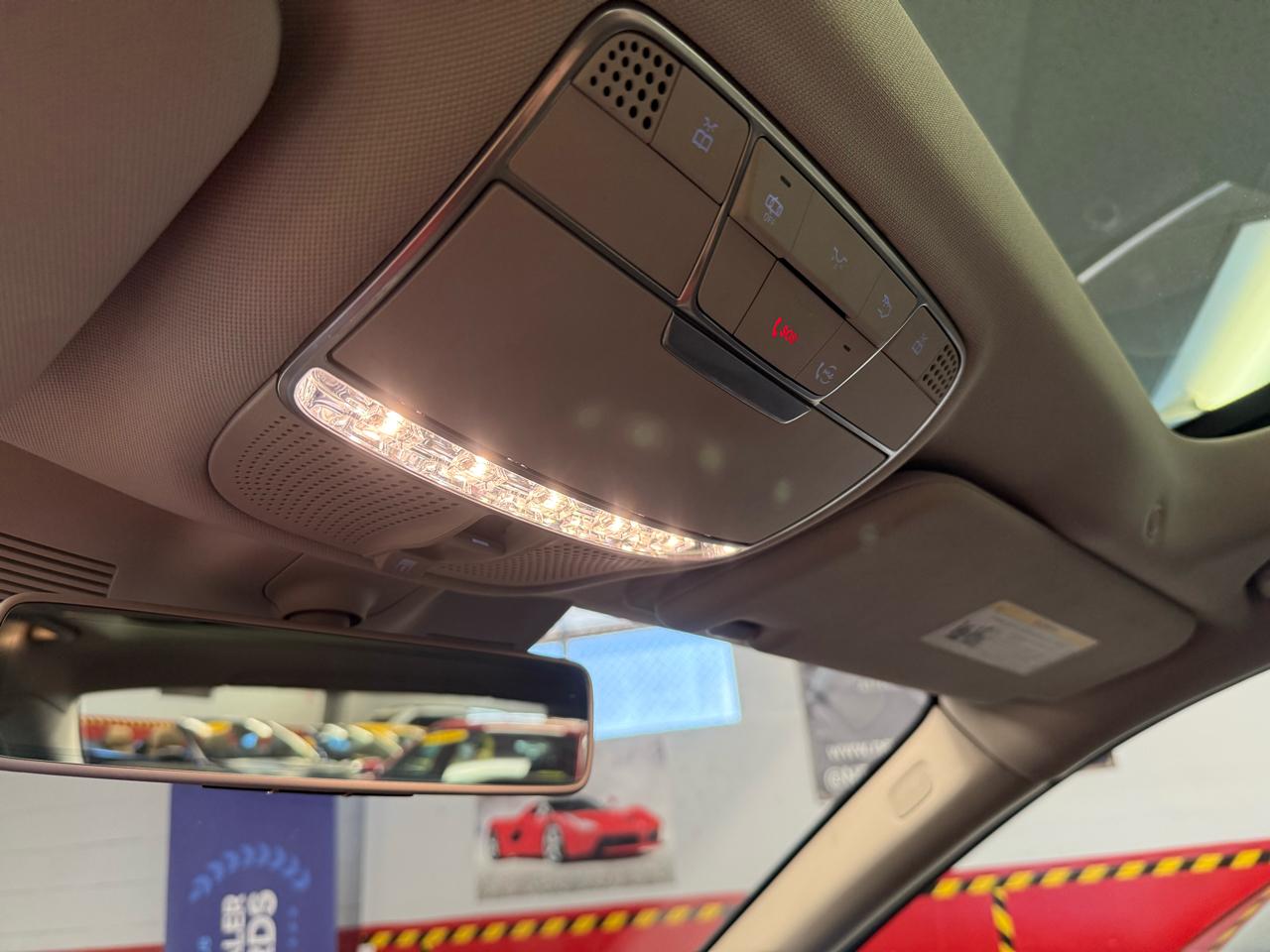 Mercedes-Benz S-Class S560 4MATIC 2019