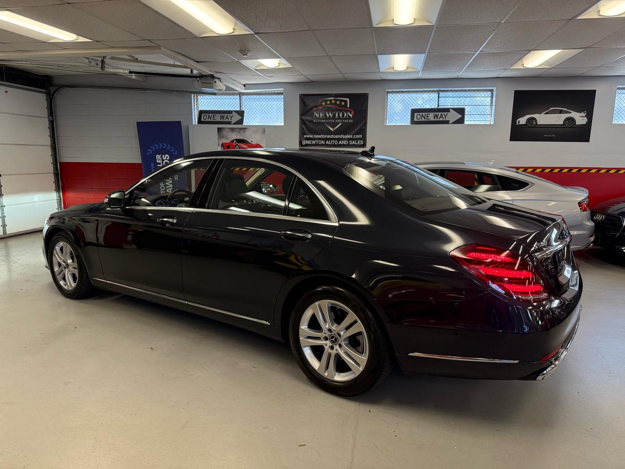 Mercedes-Benz S-Class S560 4MATIC 2019
