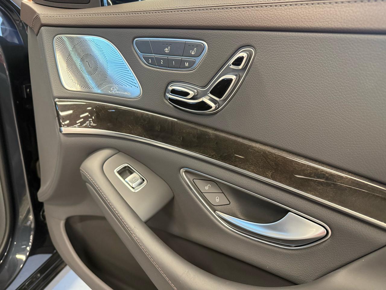 Mercedes-Benz S-Class S560 4MATIC 2019