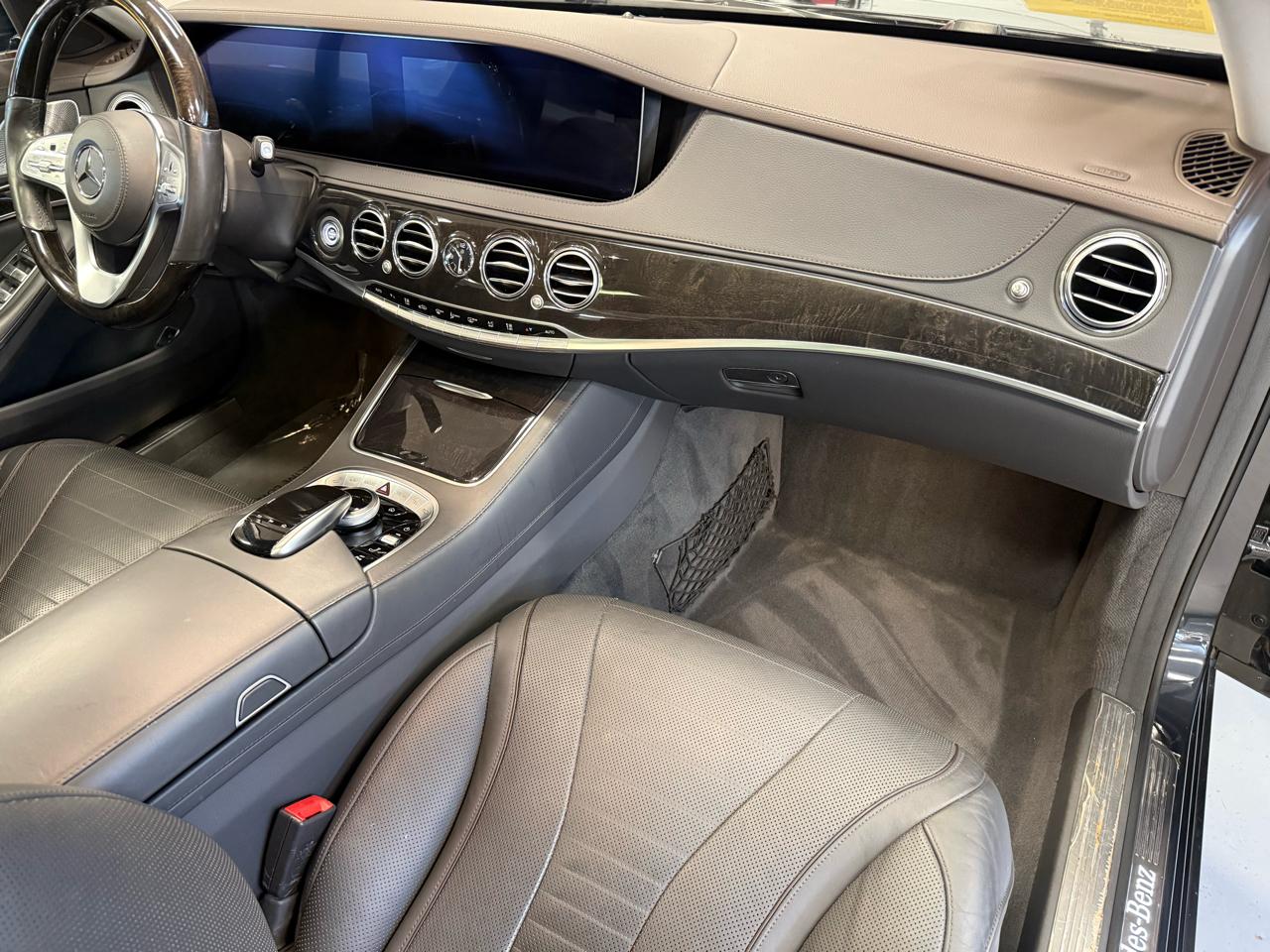 Mercedes-Benz S-Class S560 4MATIC 2019