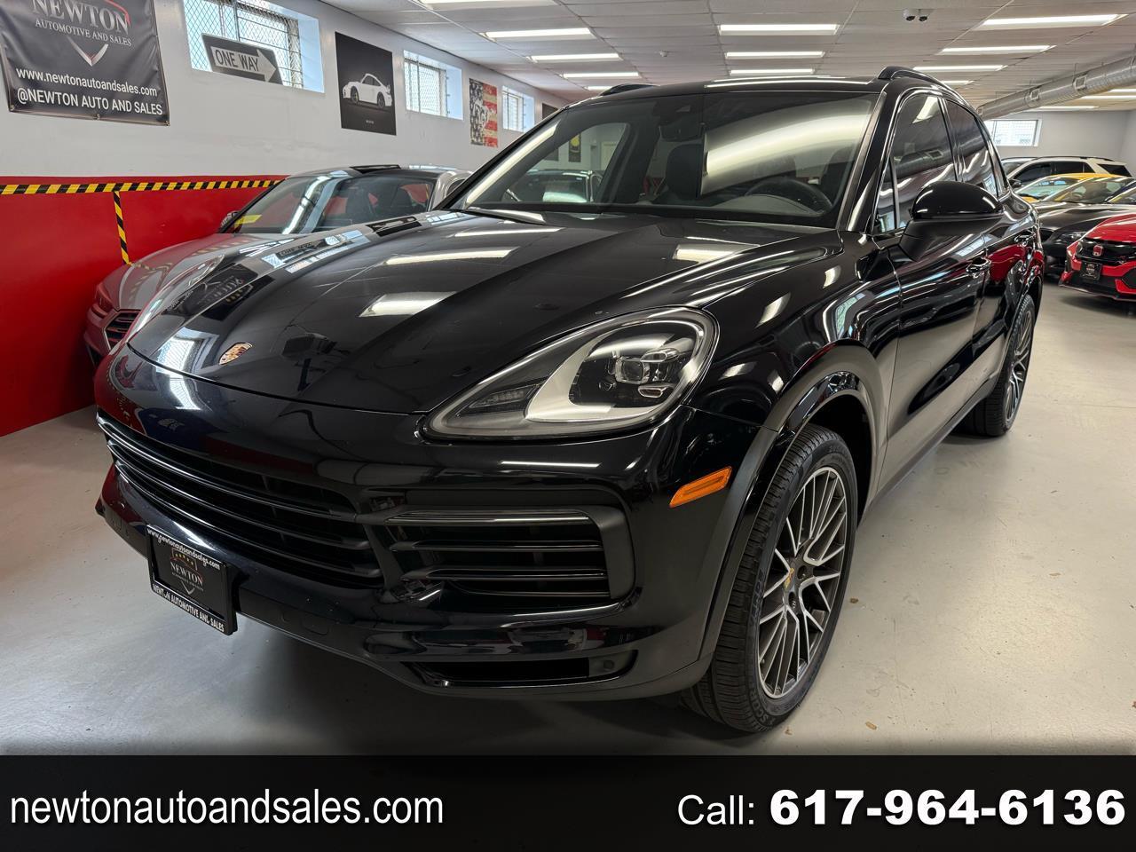 Porsche Cayenne Base 2021