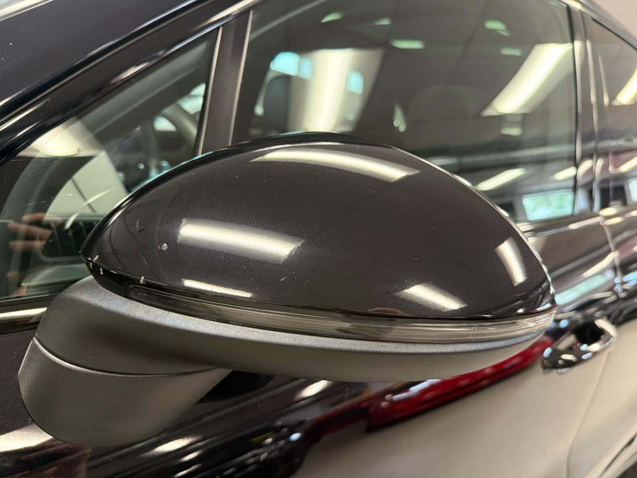 Porsche Cayenne Base 2021