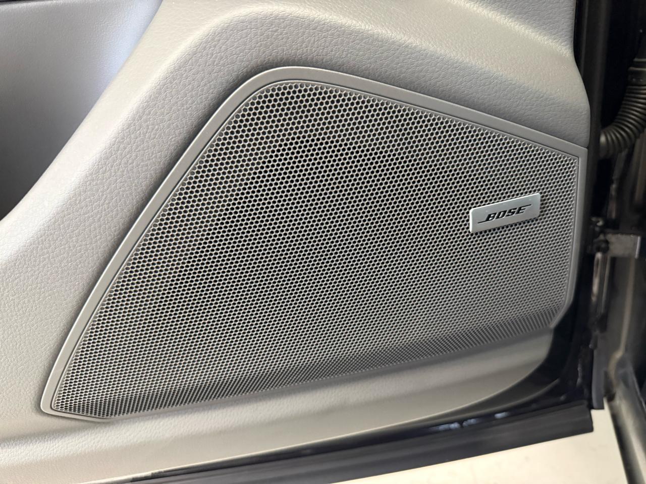 Porsche Cayenne Base 2021