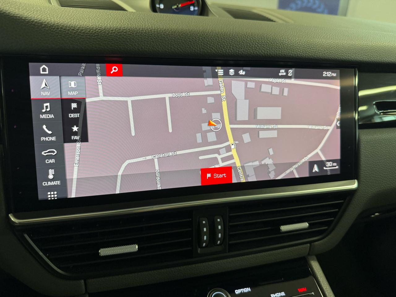 Porsche Cayenne Base 2021