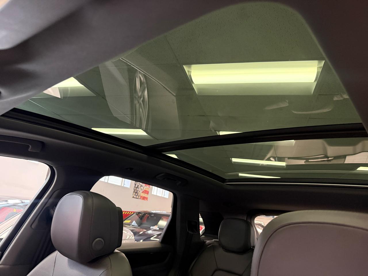 Porsche Cayenne Base 2021