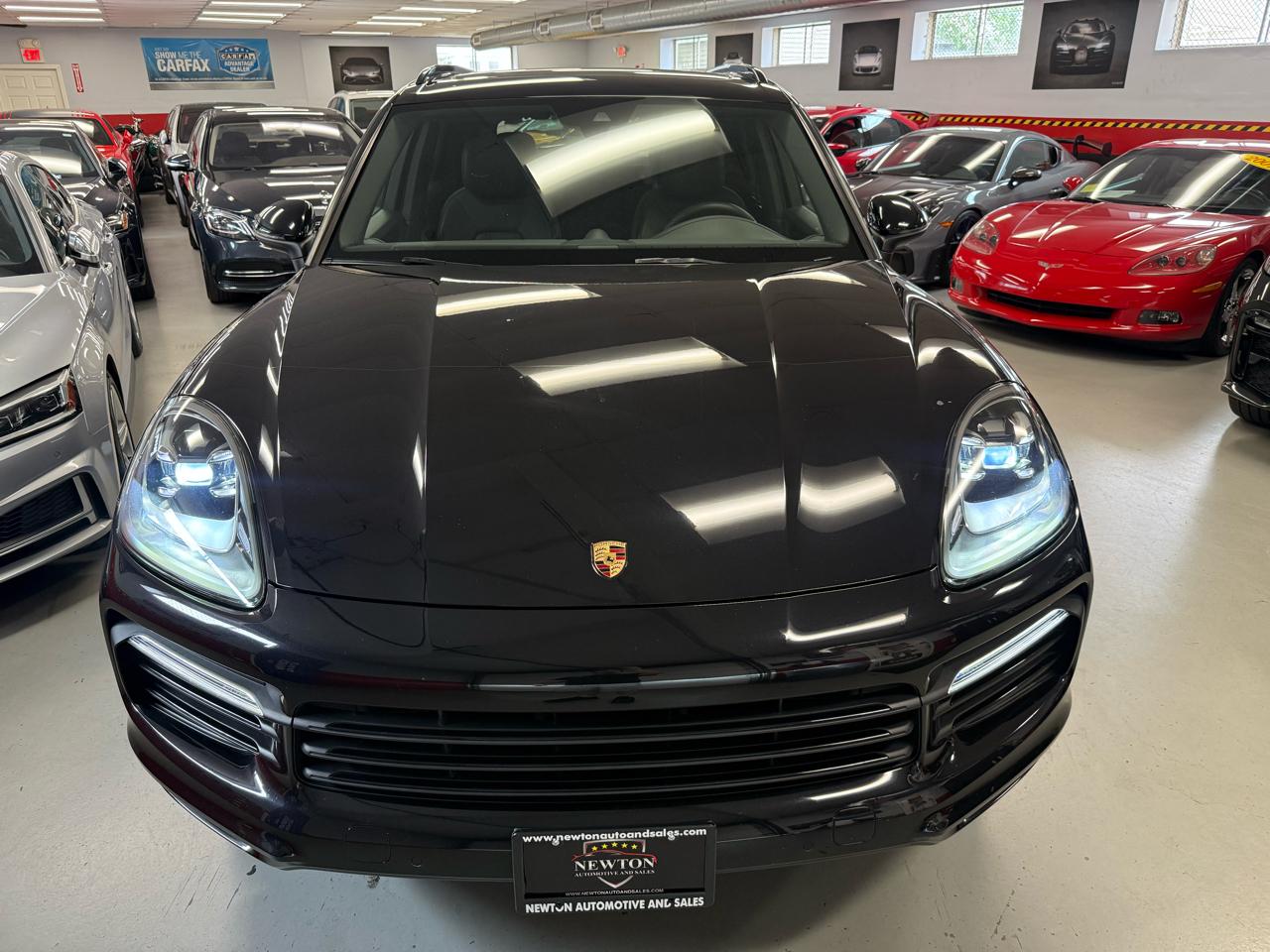 Porsche Cayenne Base 2021