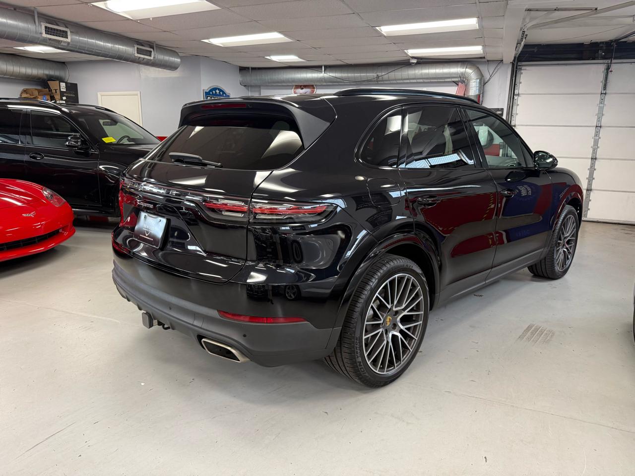 Porsche Cayenne Base 2021