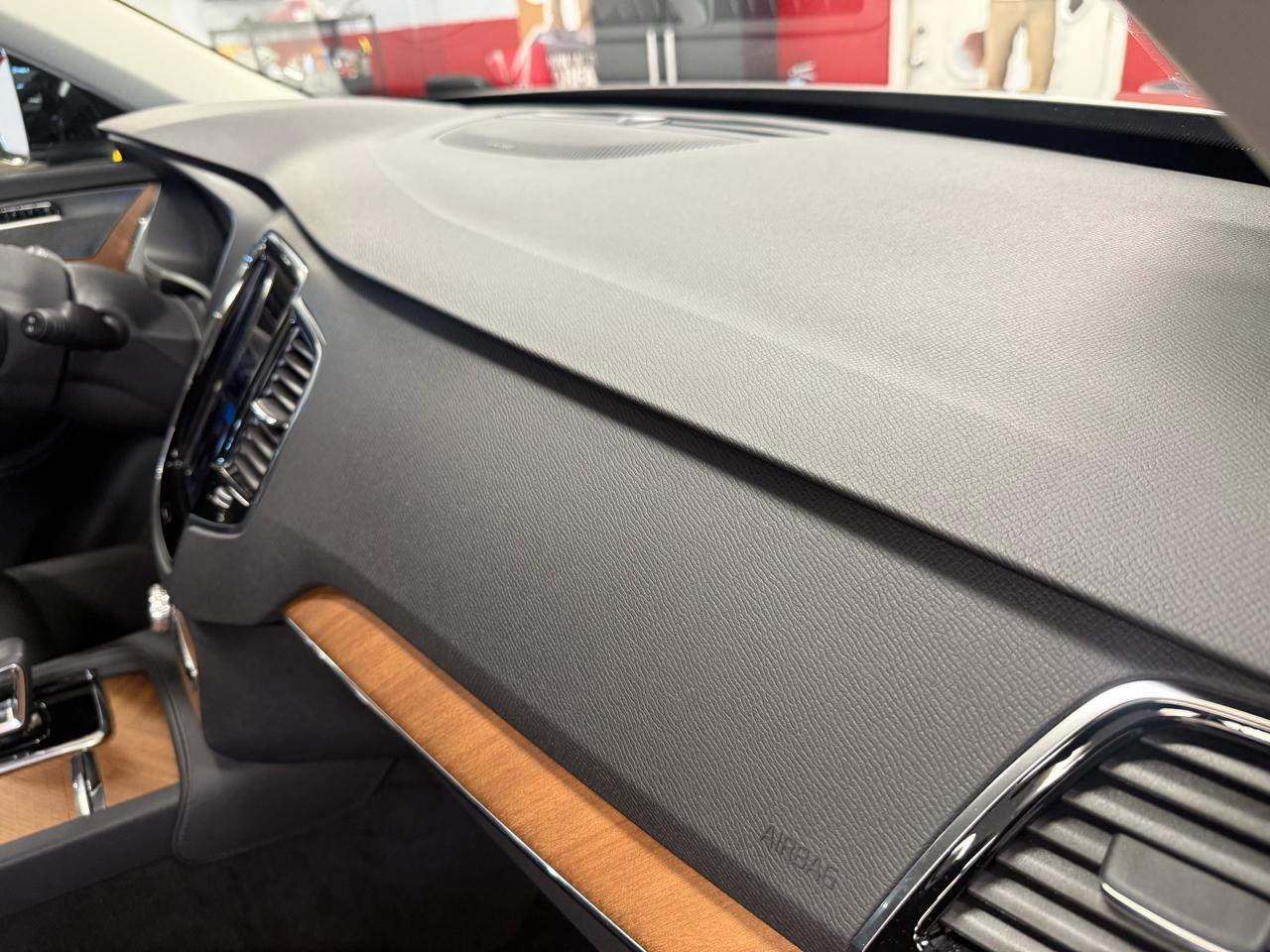 Volvo XC90 Recharge T8 Plus Dark 2023