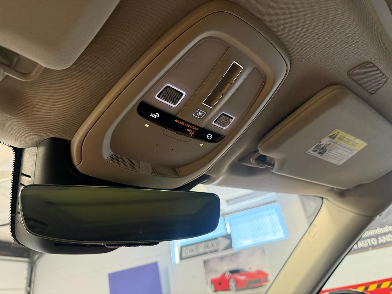Volvo XC90 Recharge T8 Plus Dark 2023