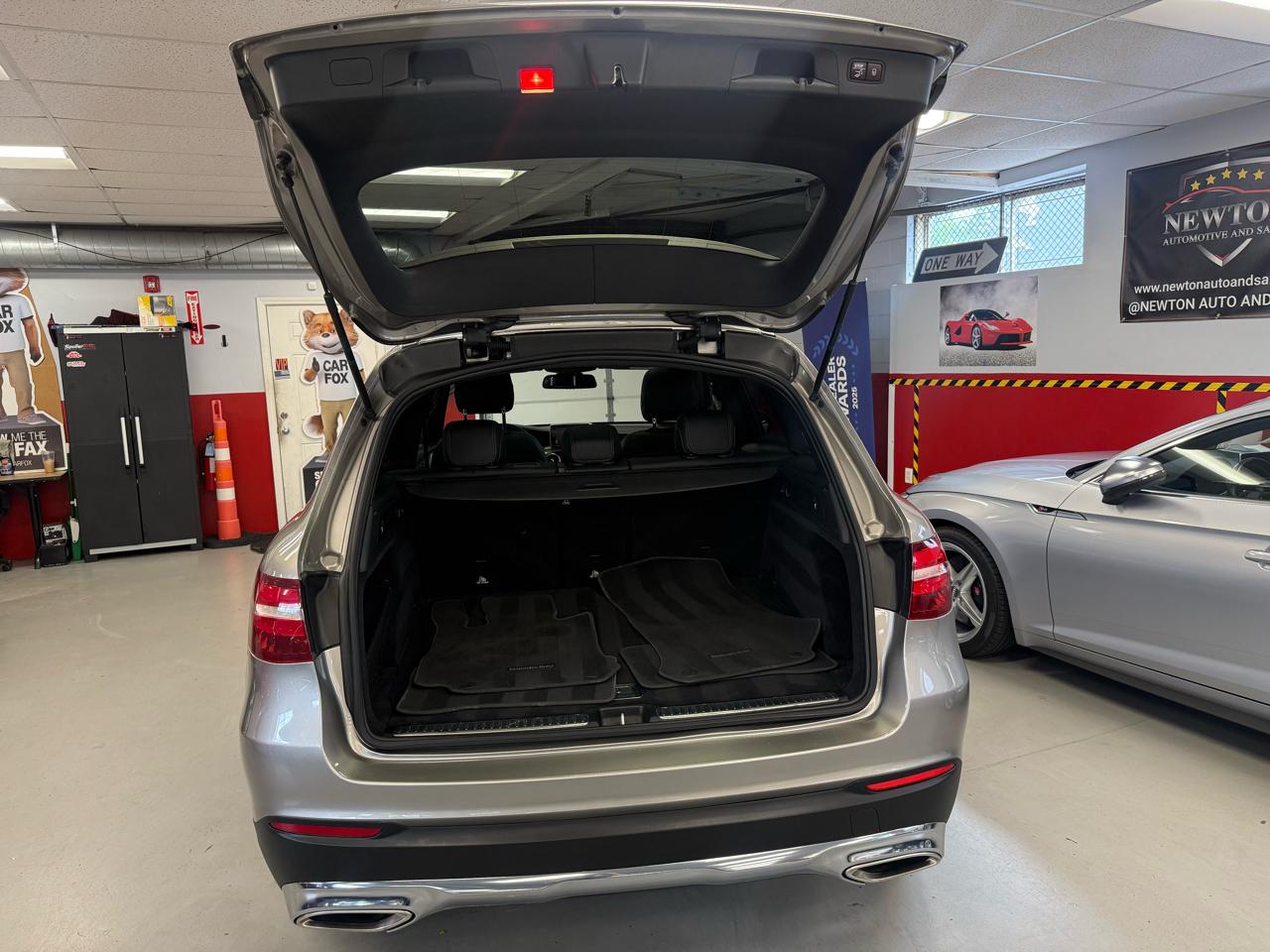Mercedes-Benz GLC-Class GLC300 4MATIC 2019