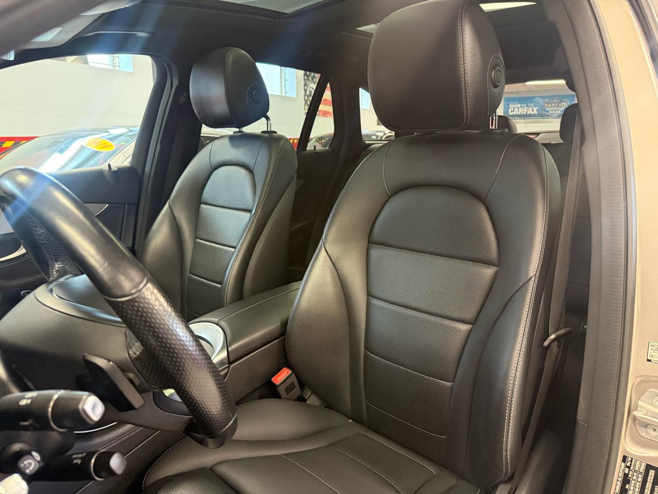 Mercedes-Benz GLC-Class GLC300 4MATIC 2019