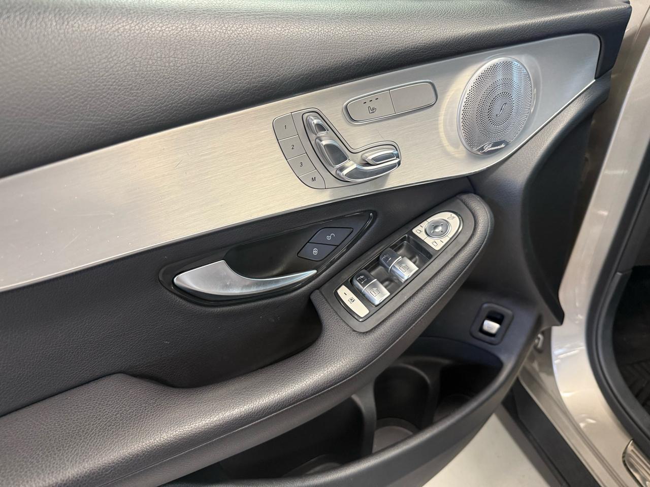 Mercedes-Benz GLC-Class GLC300 4MATIC 2019