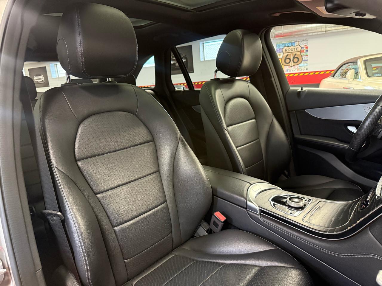 Mercedes-Benz GLC-Class GLC300 4MATIC 2019