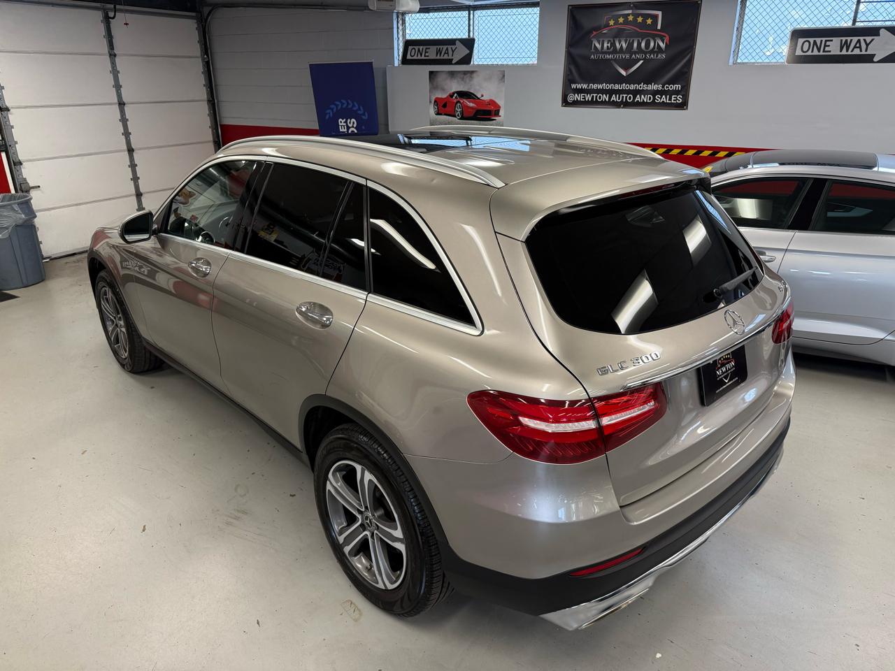 Mercedes-Benz GLC-Class GLC300 4MATIC 2019