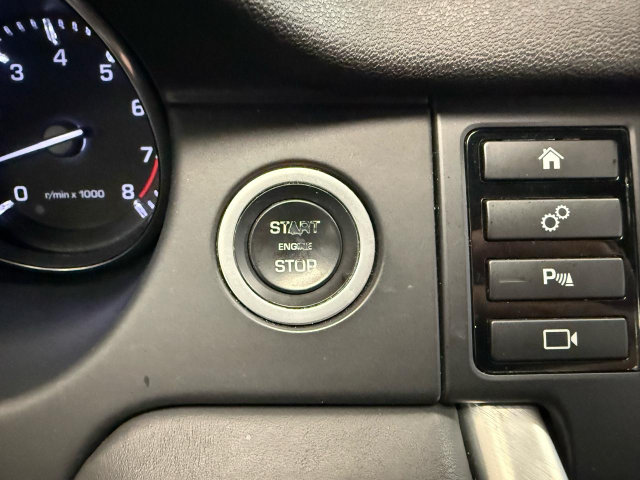 Land Rover Discovery Sport HSE LUX 2016