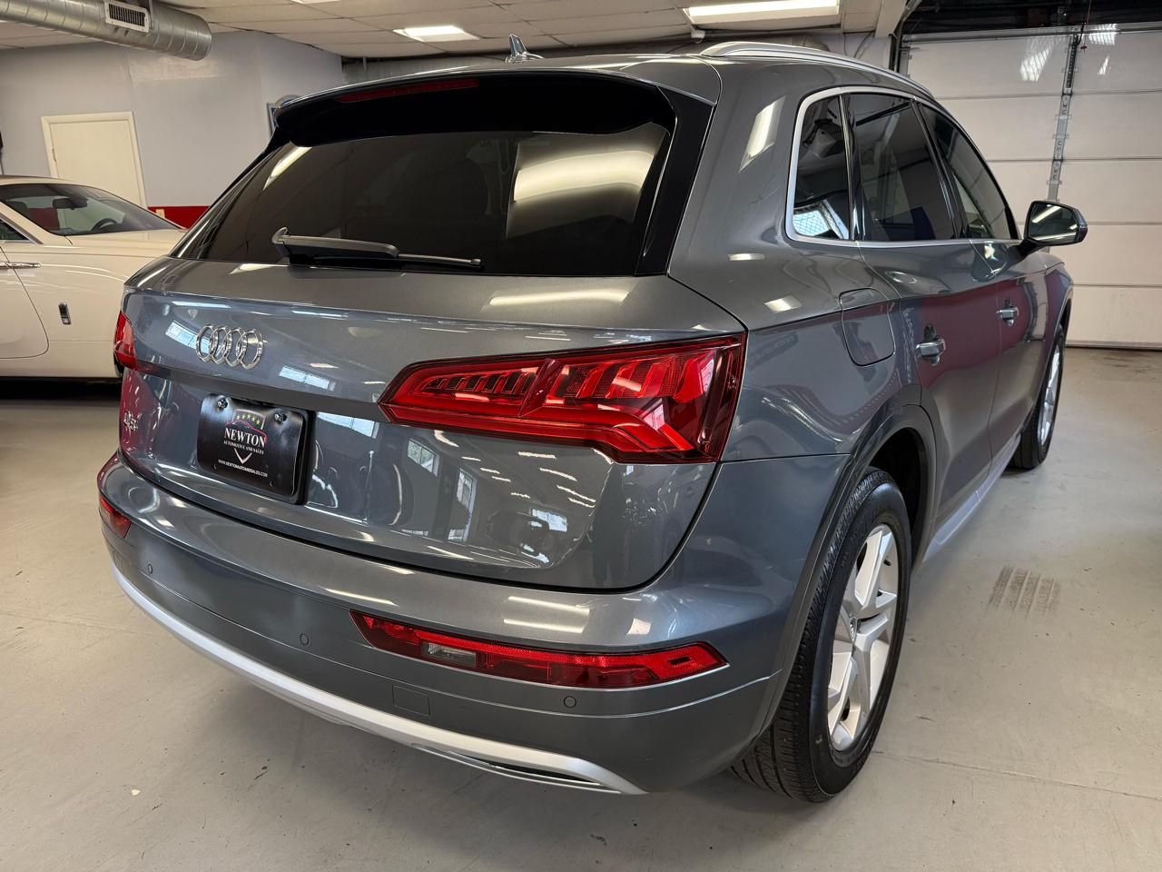 Audi Q5 2.0T Premium Plus quattro 2018