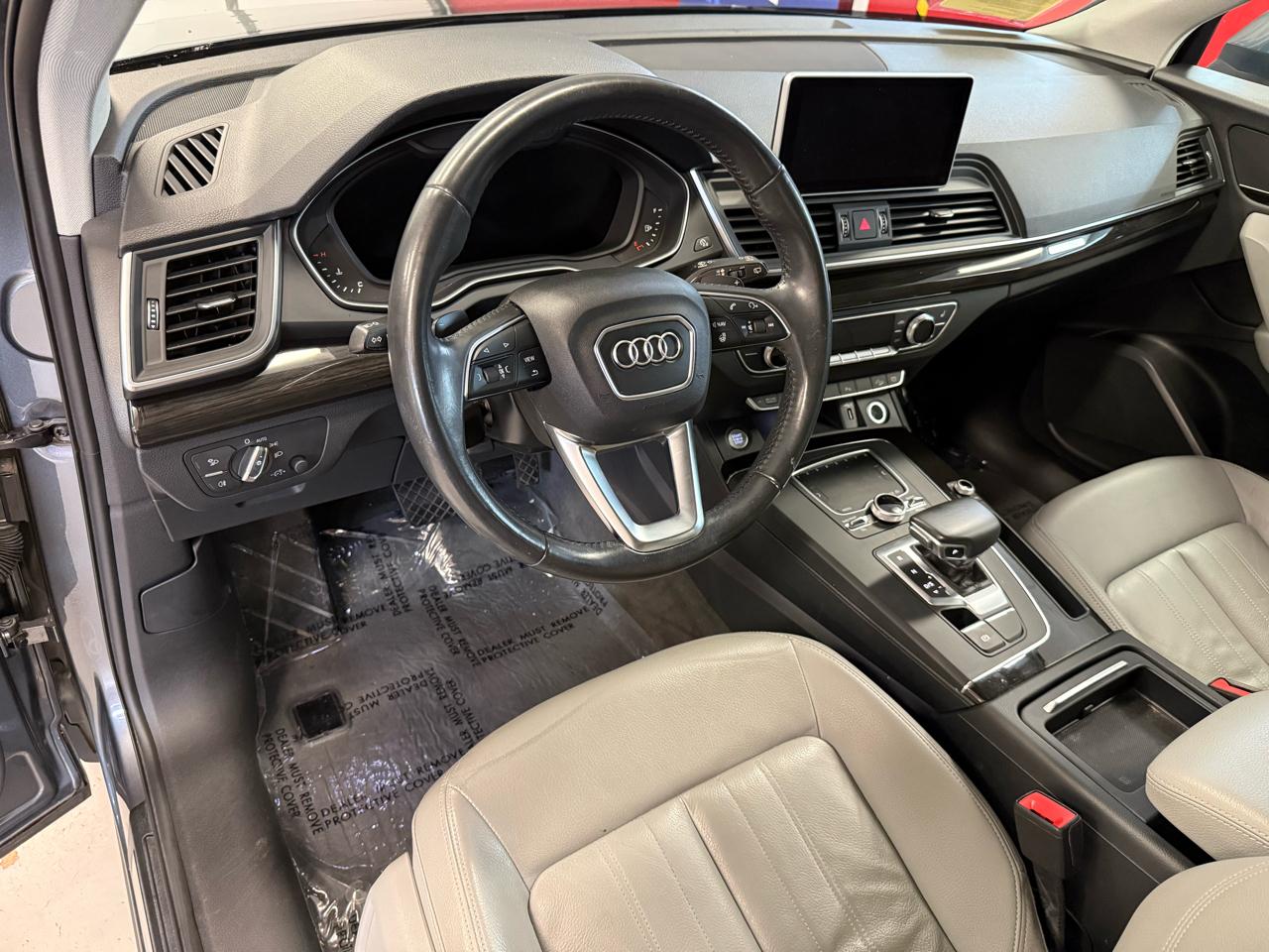 Audi Q5 2.0T Premium Plus quattro 2018