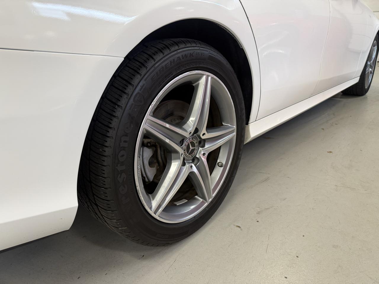 Mercedes-Benz E-Class E300 Luxury 4MATIC Sedan 2019