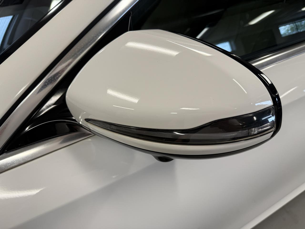 Mercedes-Benz E-Class E300 Luxury 4MATIC Sedan 2019