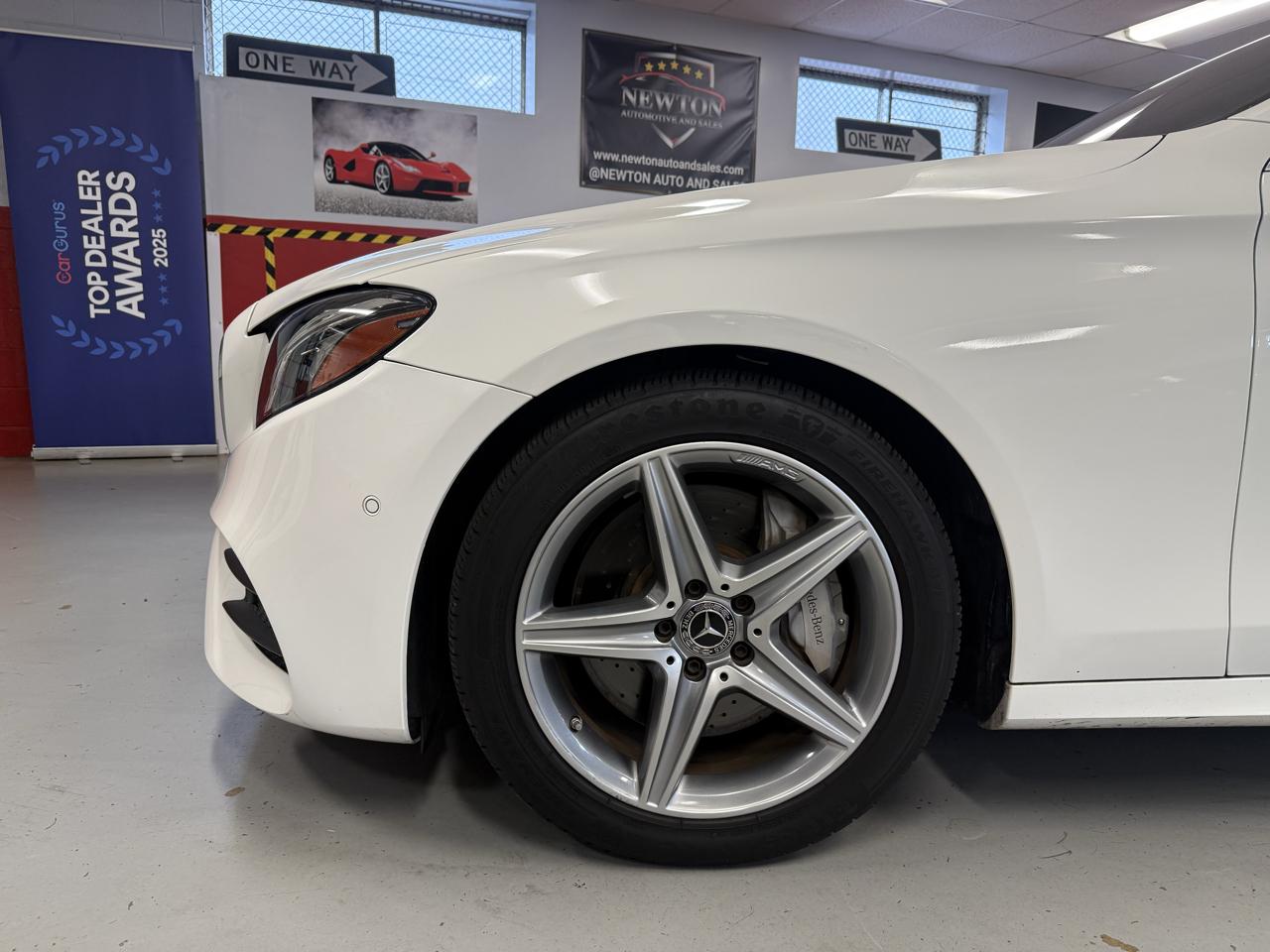 Mercedes-Benz E-Class E300 Luxury 4MATIC Sedan 2019