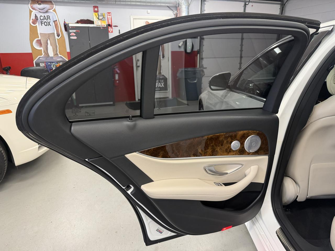 Mercedes-Benz E-Class E300 Luxury 4MATIC Sedan 2019