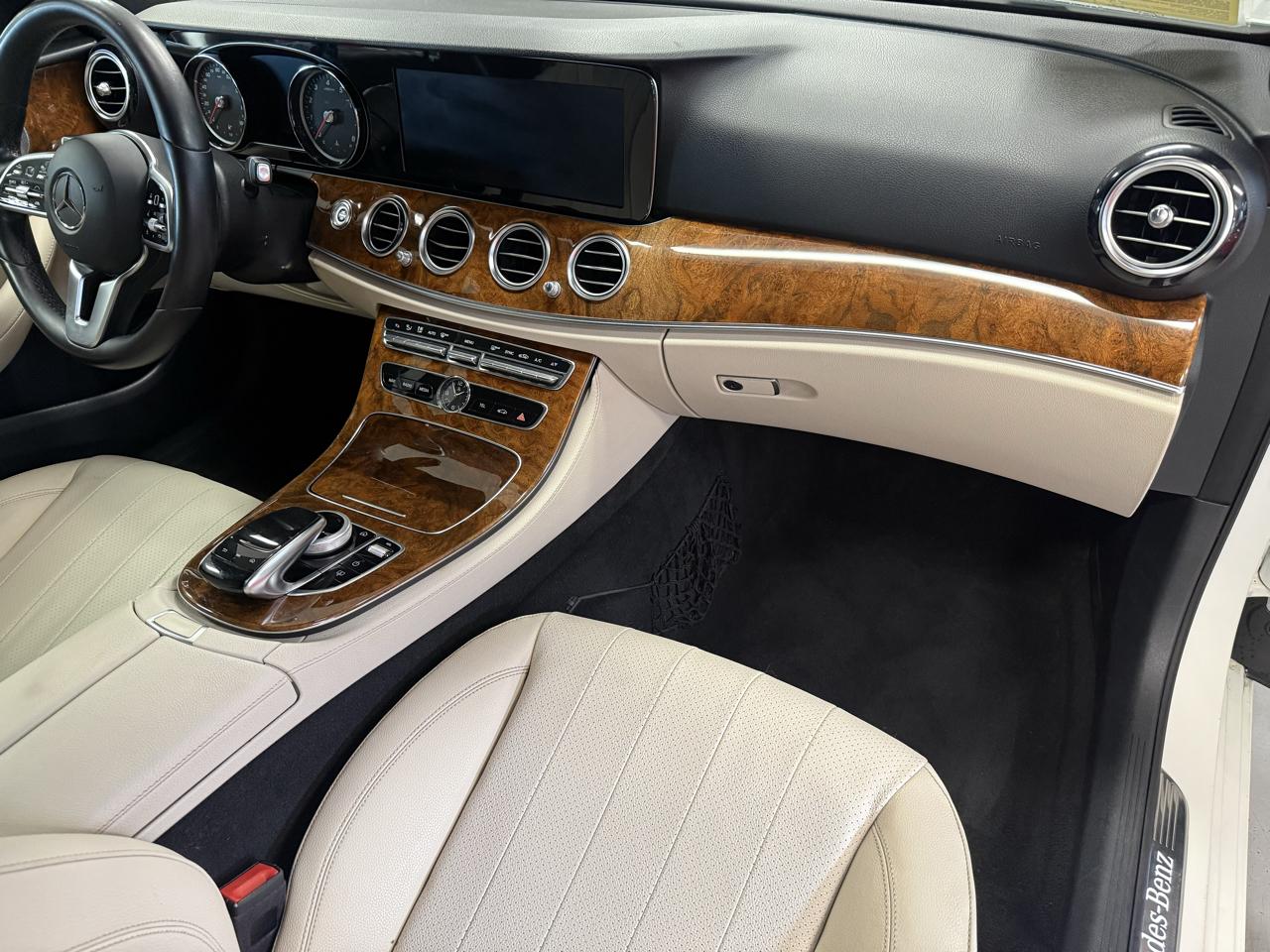 Mercedes-Benz E-Class E300 Luxury 4MATIC Sedan 2019