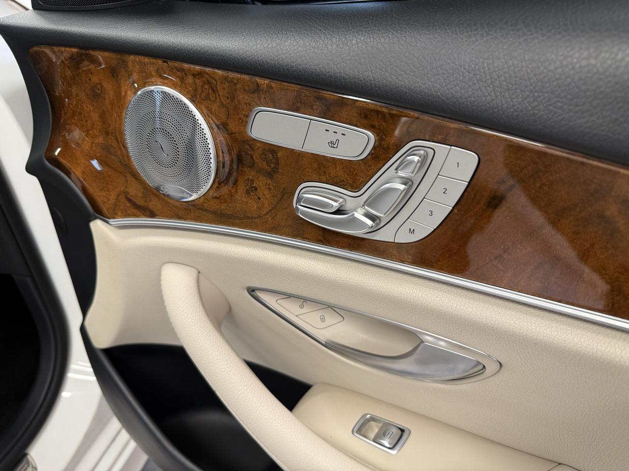 Mercedes-Benz E-Class E300 Luxury 4MATIC Sedan 2019