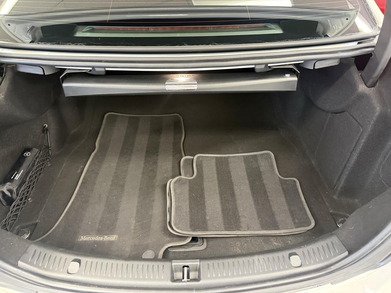 Mercedes-Benz E-Class E300 Luxury 4MATIC Sedan 2019