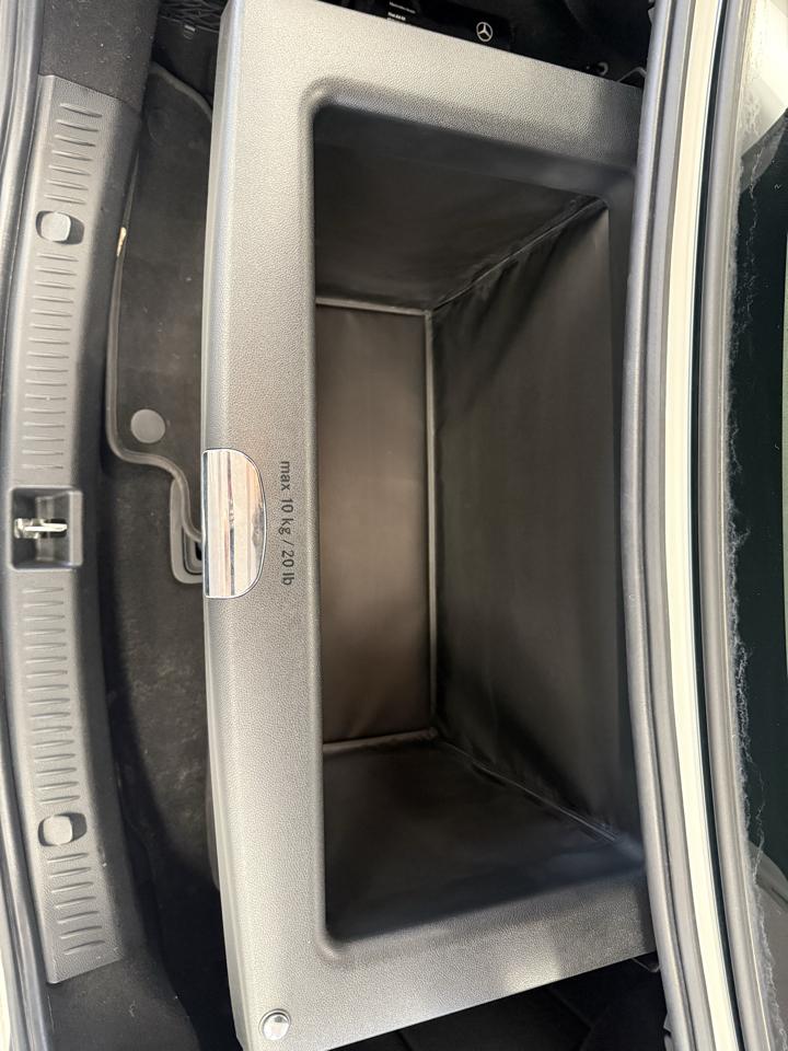 Mercedes-Benz E-Class E300 Luxury 4MATIC Sedan 2019