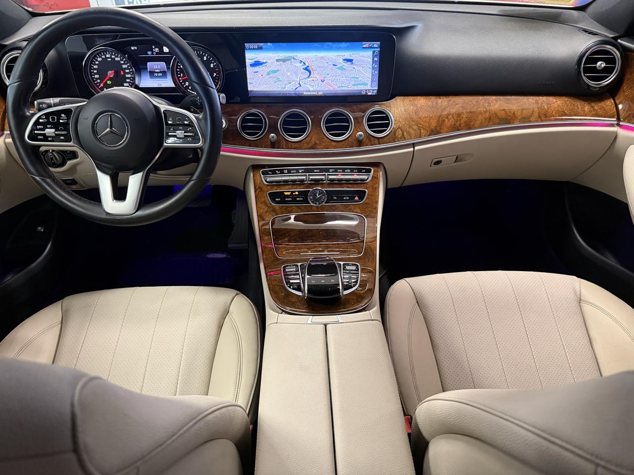 Mercedes-Benz E-Class E300 Luxury 4MATIC Sedan 2019